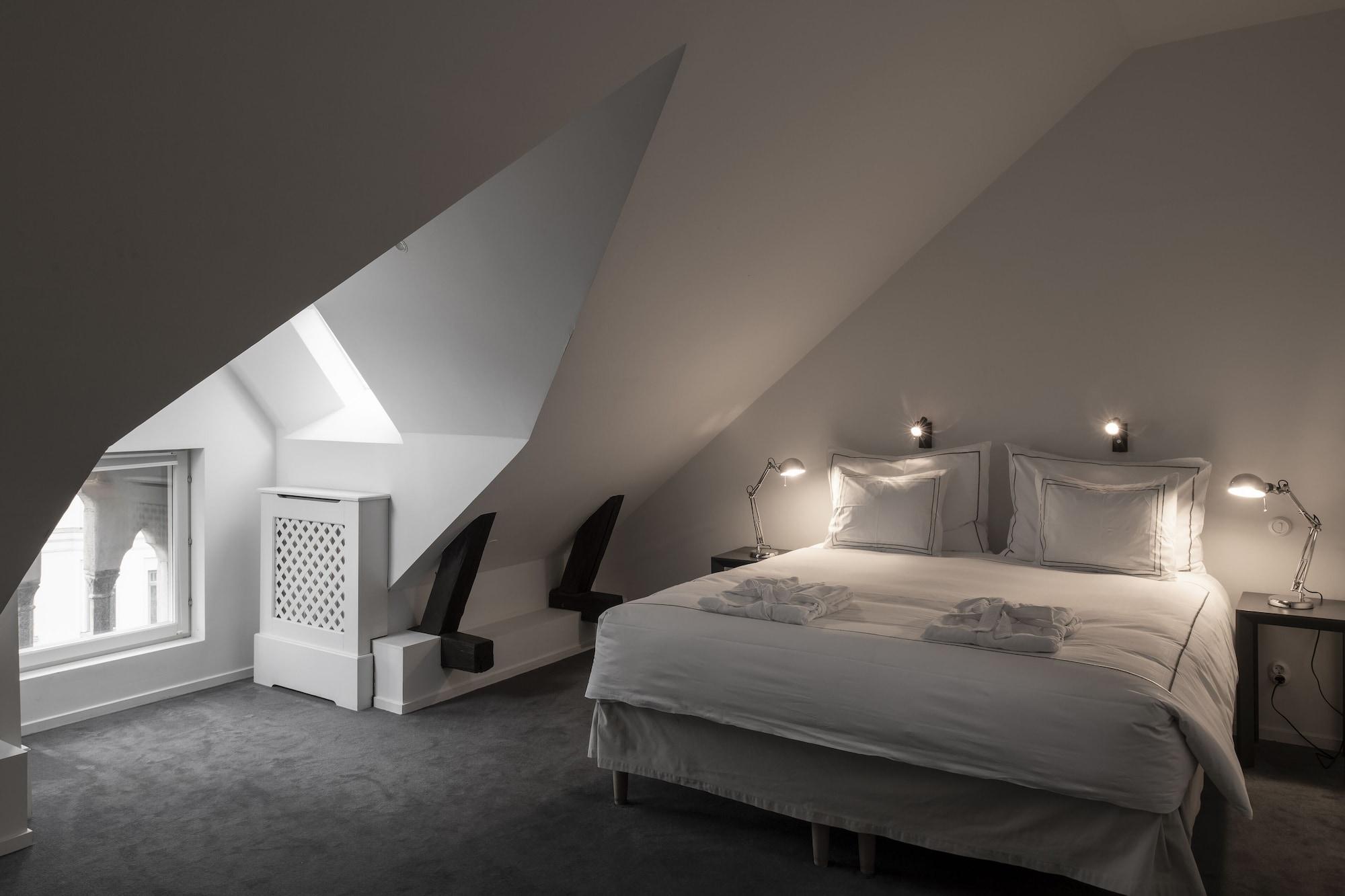 The Sparrow Hotel